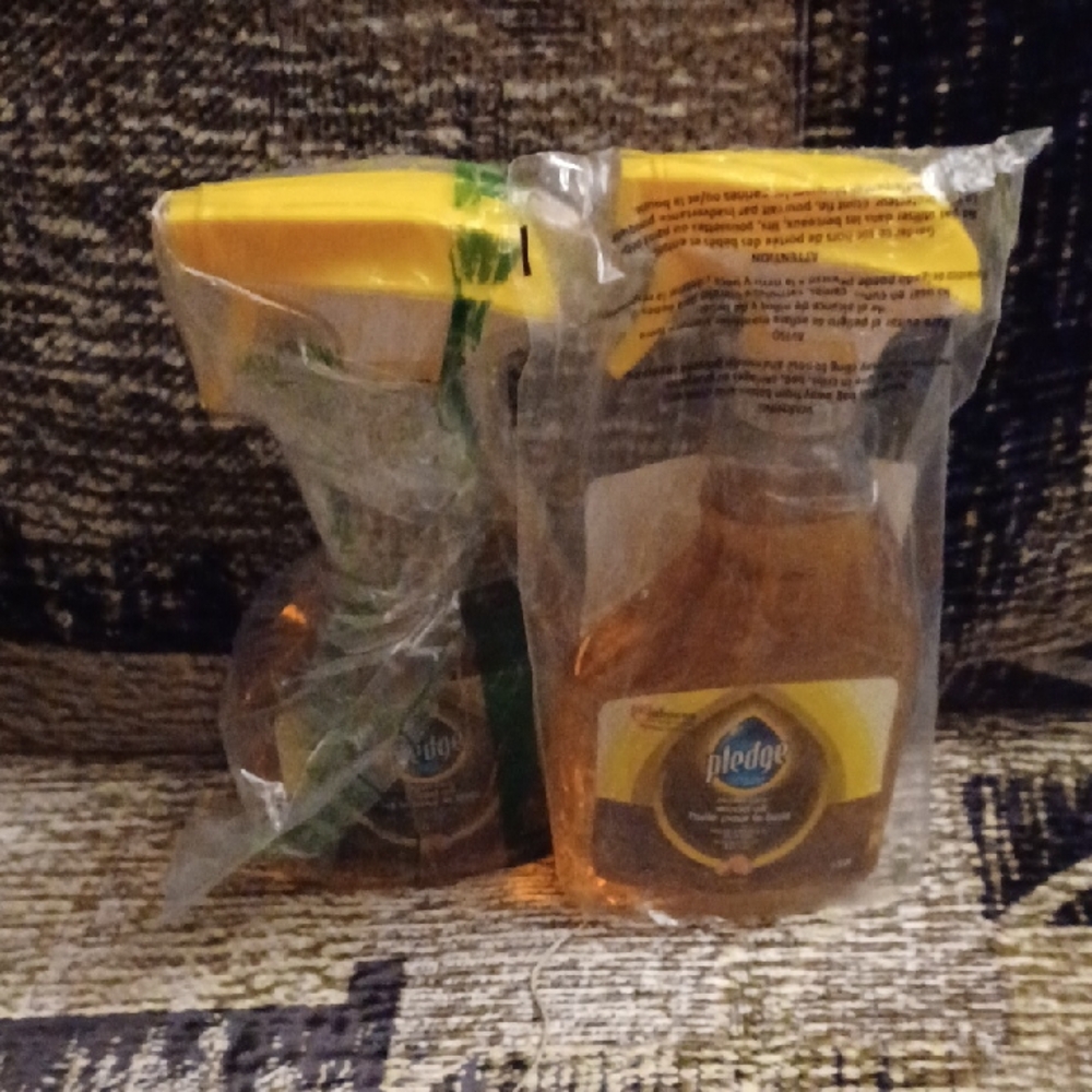 4/$30 New Pledge Expert Care Orange Scented Wood Oil - 2 Bottles Of 470 mL